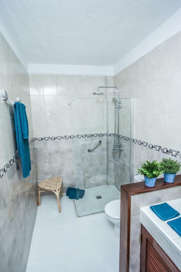 Spectacular Renovated Apartment, 5 Min To Camison Beach, With Aircon Arona  Zewnętrze zdjęcie